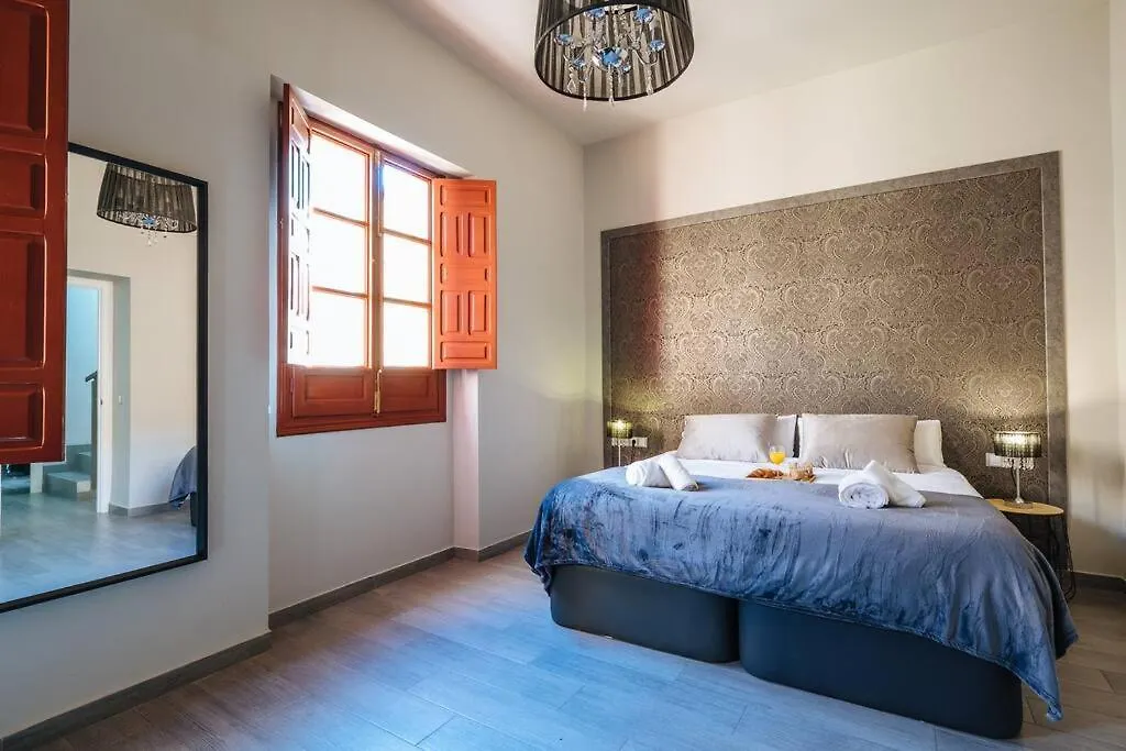 The Secret To A Great Stay In Seville * 1' Giralda